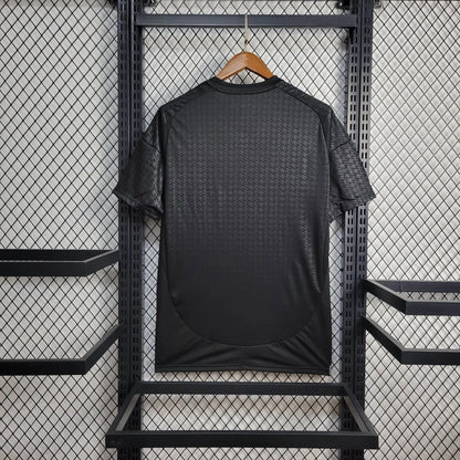 Koszulka limitowana Real Madryt 2025